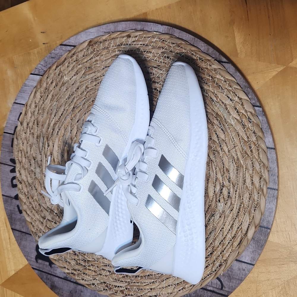 Adidas sneakers - Picture 5 of 11